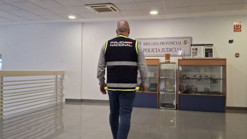 Un falso vidente estafa 65.000 euros a una mujer prometiendo entregarle un número ganador de la lotería