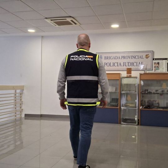 Un falso vidente estafa 65.000 euros a una mujer prometiendo entregarle un número ganador de la lotería