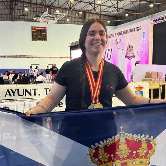 Éxito berciano: Silvia Urbano, subcampeona de España junior de powerlifting