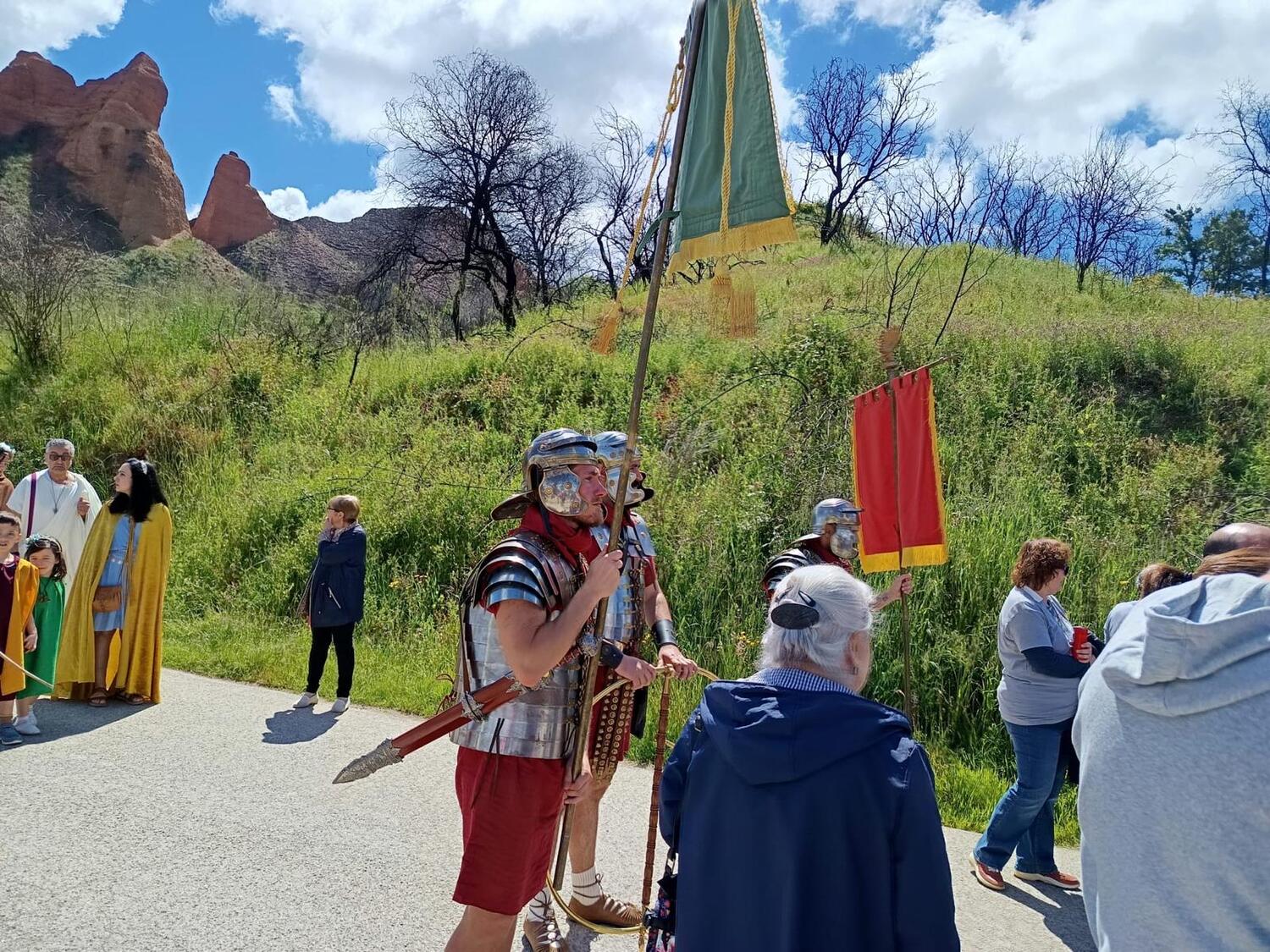 Los vecinos de Las Médulas alzan la voz por la falta de servicios en pleno Patrimonio de la Humanidad