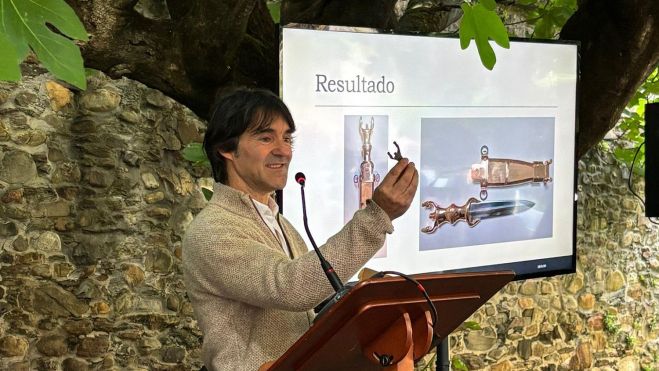 Empuiñadura encontrada en Villafranca del Bierzo Empuiñadura encontrada en Villafranca del Bierzo