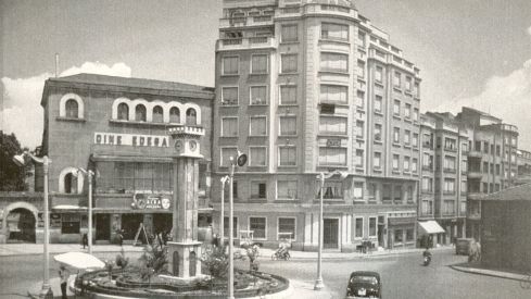 Antigua plaza Julio Lazúrtegui | Foto: Compartida en el Facebook 'Fotos Antiguas de Ponferrada y El Bierzo. Autor: Juan Bautista Antigua plaza Julio Lazúrtegui | Foto: Compartida en el Facebook 'Fotos Antiguas de Ponferrada y El Bierzo. Autor: Juan Bautista