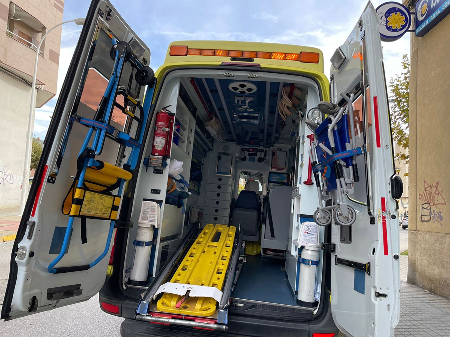 Ambulancia abierta Ambulancia abierta