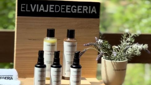 La línea de tratamientos 'El viaje de Egeria' inspira la nueva experiencia de spa y relajación en pleno corazón de la Tebaida berciana La línea de tratamientos 'El viaje de Egeria' inspira la nueva experiencia de spa y relajación en pleno corazón de la Tebaida berciana