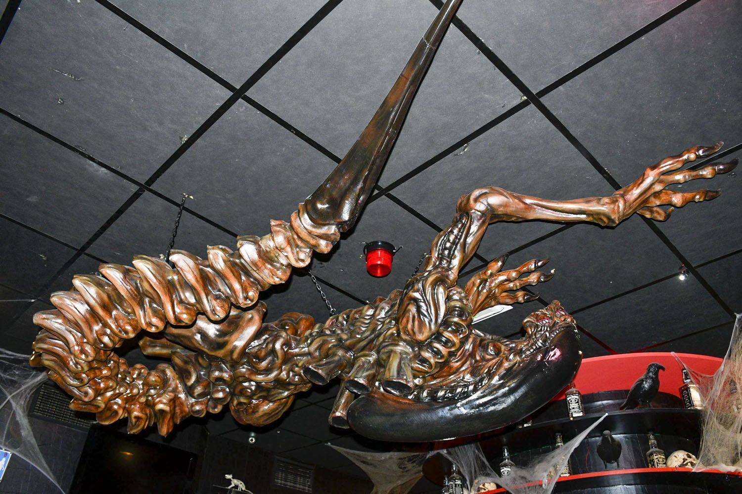 Figura de Alien en el Morticia (1)