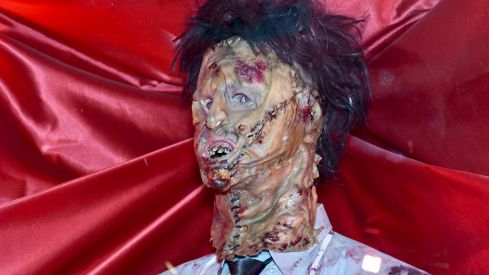 Figura de Leatherface en el Morticia (2)