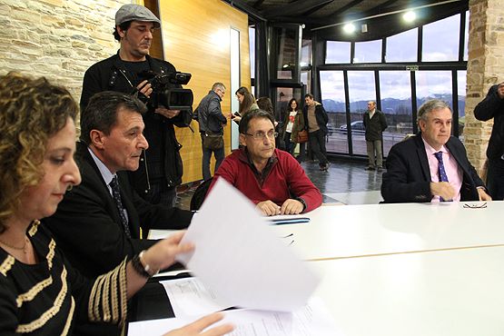 El jefe de servicio territorial de Agricultura de la Junta, Fidentino Reyero, presidió la reunión
