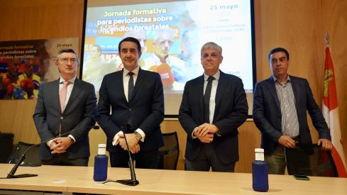 Carlos S. Campillo / ICAL El consejero de Medio Ambiente, Vivienda y Ordenación del Territorio, Juan Carlos Suárez-Quiñones, inaugura una jornada formativa para medios de comunicación en materia de incendios forestales