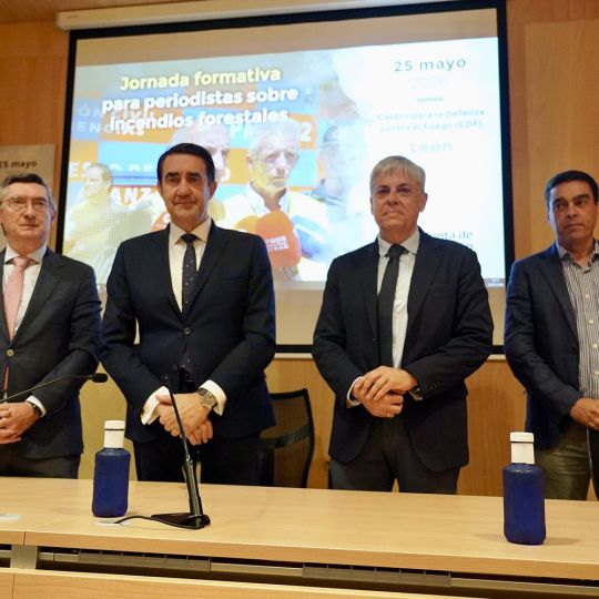 Carlos S. Campillo / ICAL El consejero de Medio Ambiente, Vivienda y Ordenación del Territorio, Juan Carlos Suárez-Quiñones, inaugura una jornada formativa para medios de comunicación en materia de incendios forestales