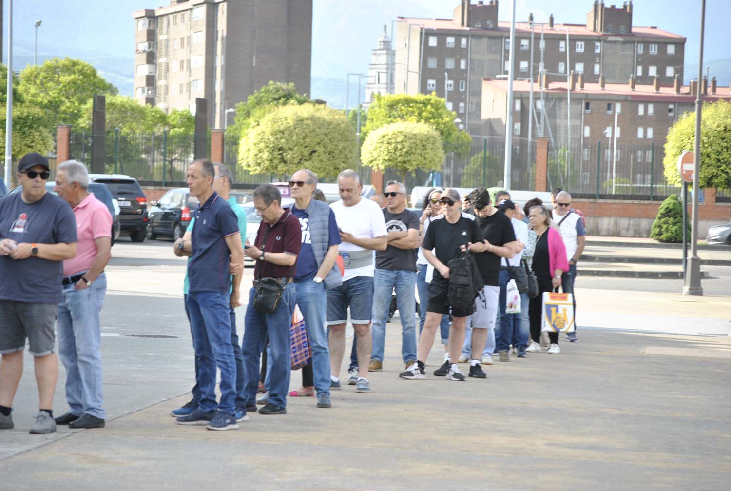 Colas en El Toralín para el Playoff de ascenso Norberto de la Mata (3)