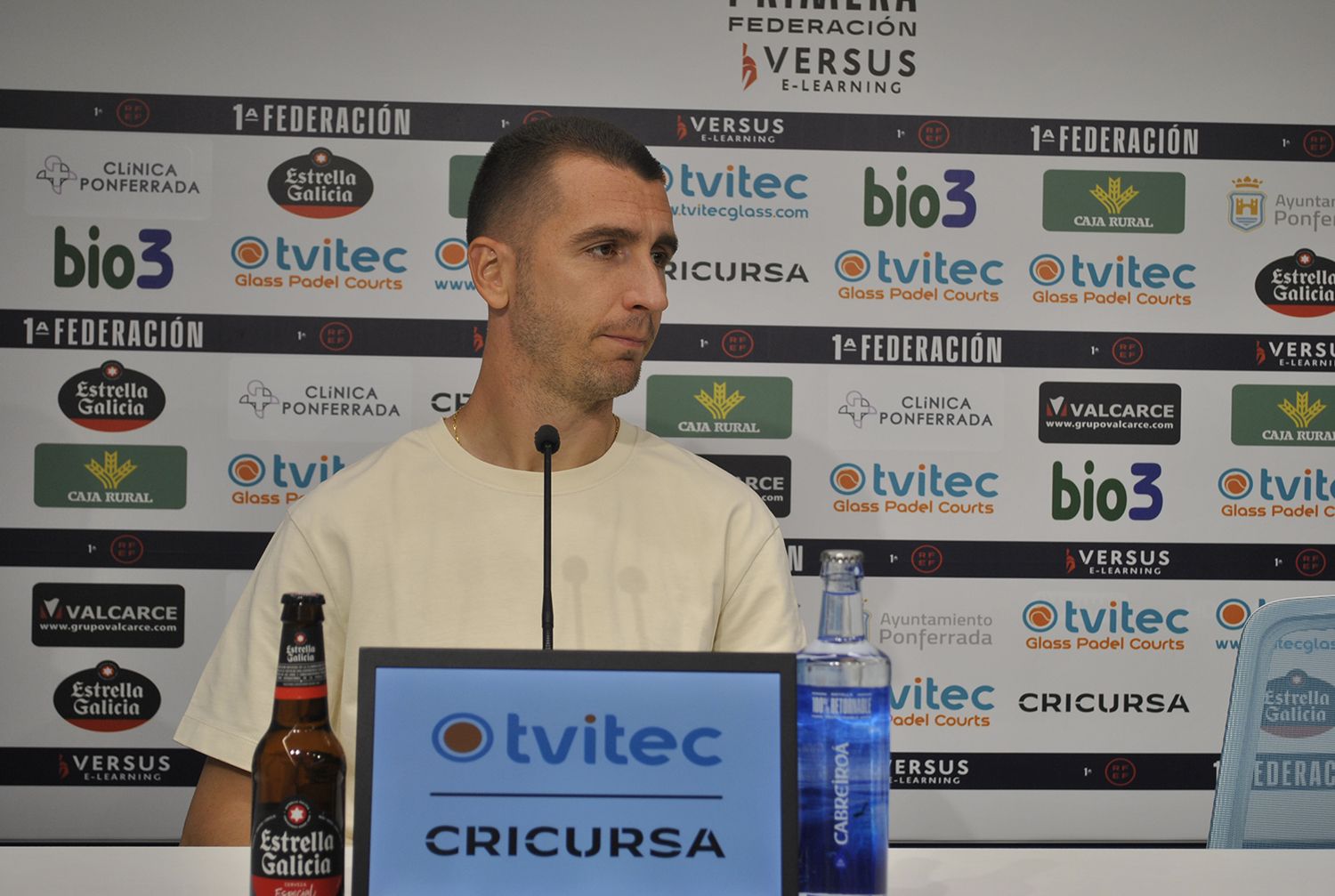 El portero de la Ponferradina, Andrés Prieto El portero de la Ponferradina, Andrés Prieto