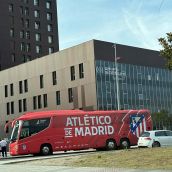 Autobus del Atlético Madrileño en Ponferrada Autobus del Atlético Madrileño en Ponferrada