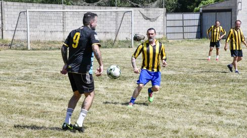 Partido en Matarrosa del Sil (12)