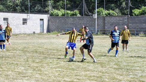 Partido en Matarrosa del Sil (14)