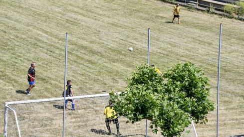 Partido en Matarrosa del Sil (28)