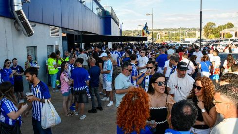 El ambiente a las puertas del Toralín en el inicio del playoff de ascenso | Dani Merino El ambiente a las puertas del Toralín en el inicio del playoff de ascenso | Dani Merino
