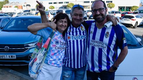 El ambiente a las puertas del Toralín en el inicio del playoff de ascenso | Dani Merino El ambiente a las puertas del Toralín en el inicio del playoff de ascenso | Dani Merino