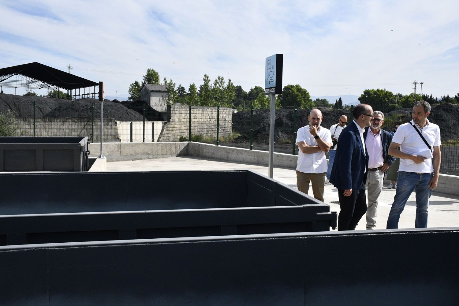 Presentación de las mejoras realizadas en el punto limpio de Ponferrada (5) Presentación de las mejoras realizadas en el punto limpio de Ponferrada (5)