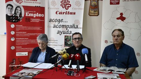 Presentación de la Memoria de Cáritas Diocesana de Astorga 2025 (3) Presentación de la Memoria de Cáritas Diocesana de Astorga 2025 (3)