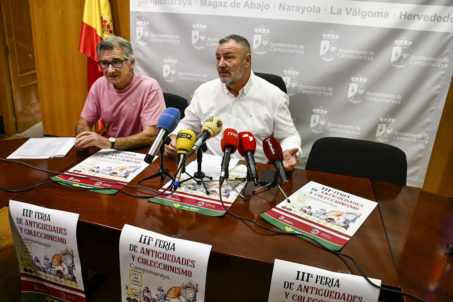 Presentación de la III Feria de Antigüedades y coleccionismo en Camponaraya (1)
