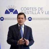 Miriam Chacón / ICAL. El presidente del Partido Popular de Castilla y León, Alfonso Fernández Mañueco, y el portavoz de Vox, Carlos Pollán, informan sobre el acuerdo de gobierno entre las dos formaciones políticas. (3)