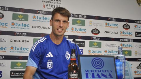 Carlos Calderón en rueda de prensa