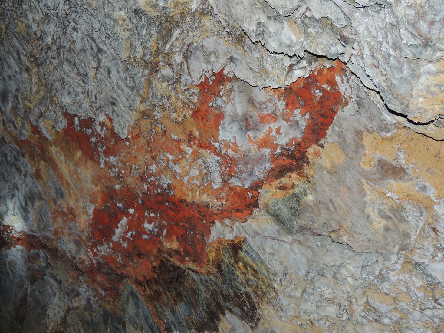 Estado de las minas de Valcabado antes de su desbroce y mejora (7) Estado de las minas de Valcabado antes de su desbroce y mejora (7)