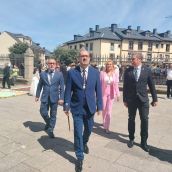 Las instituciones de Ponferrada antes de la misa del Corpus con Marco Morala, alcalde de Ponferrada, al frente