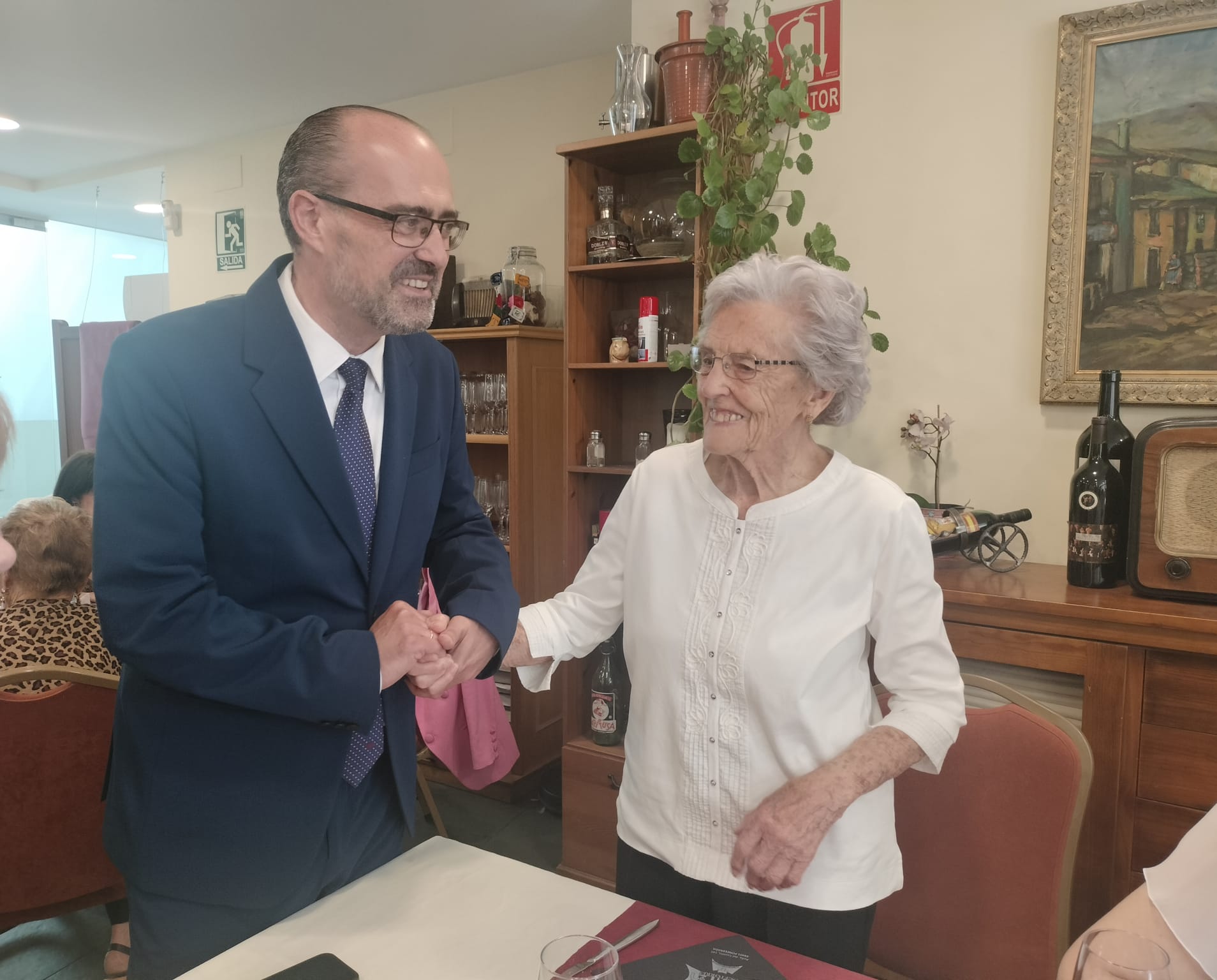 Homenaje a centenarios 3