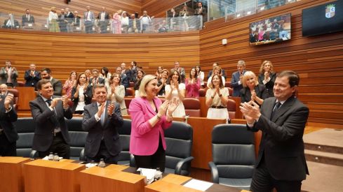 Rubén Cacho / ICAL. El candidato a la Presidencia de la Junta de Castilla y León, Alfonso Fernández Mañueco, sale del hemiciclo tras ser investido presidente (1) Rubén Cacho / ICAL. El candidato a la Presidencia de la Junta de Castilla y León, Alfonso Fernández Mañueco, sale del hemiciclo tras ser investido presidente (1)