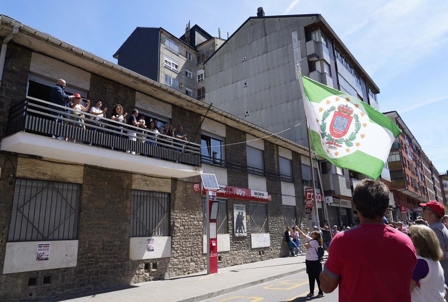 César Sánchez ICAL Paro de tres horas y manifestación en Villablino (León), bajo el lema ‘Laciana merece futuro’ (6) César Sánchez ICAL Paro de tres horas y manifestación en Villablino (León), bajo el lema ‘Laciana merece futuro’ (6)