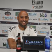El entrenador de la Ponferradina, Mehdi Nafti El entrenador de la Ponferradina, Mehdi Nafti