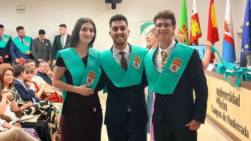 Graduación Fisioterapia Ponferrada (15) Graduación Fisioterapia Ponferrada (15)