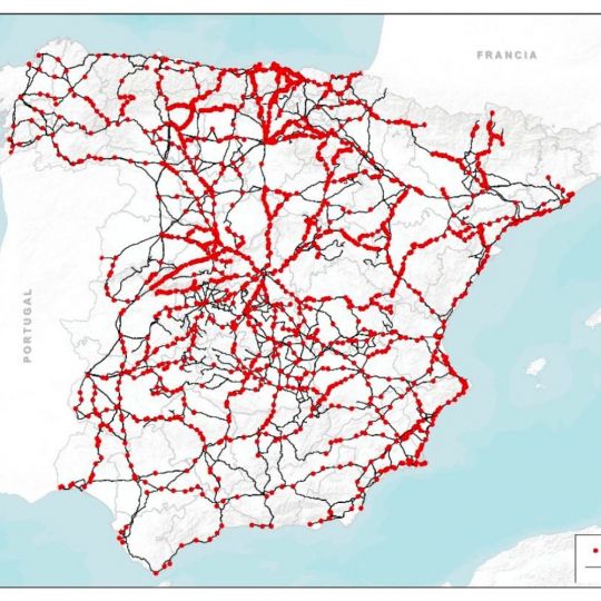 Transportes impulsa un nuevo mapa de autobuses con 10 corredores en Castilla y León y tarifas un 22% más bajas Transportes impulsa un nuevo mapa de autobuses con 10 corredores en Castilla y León y tarifas un 22% más bajas