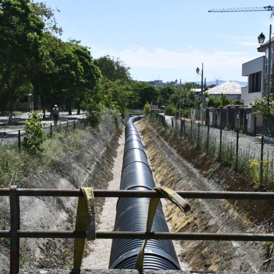 Obras de renovación del Canal bajo del Bierzo | Foto: Dani Merino, InfoBierzo Obras de renovación del Canal bajo del Bierzo | Foto: Dani Merino, InfoBierzo