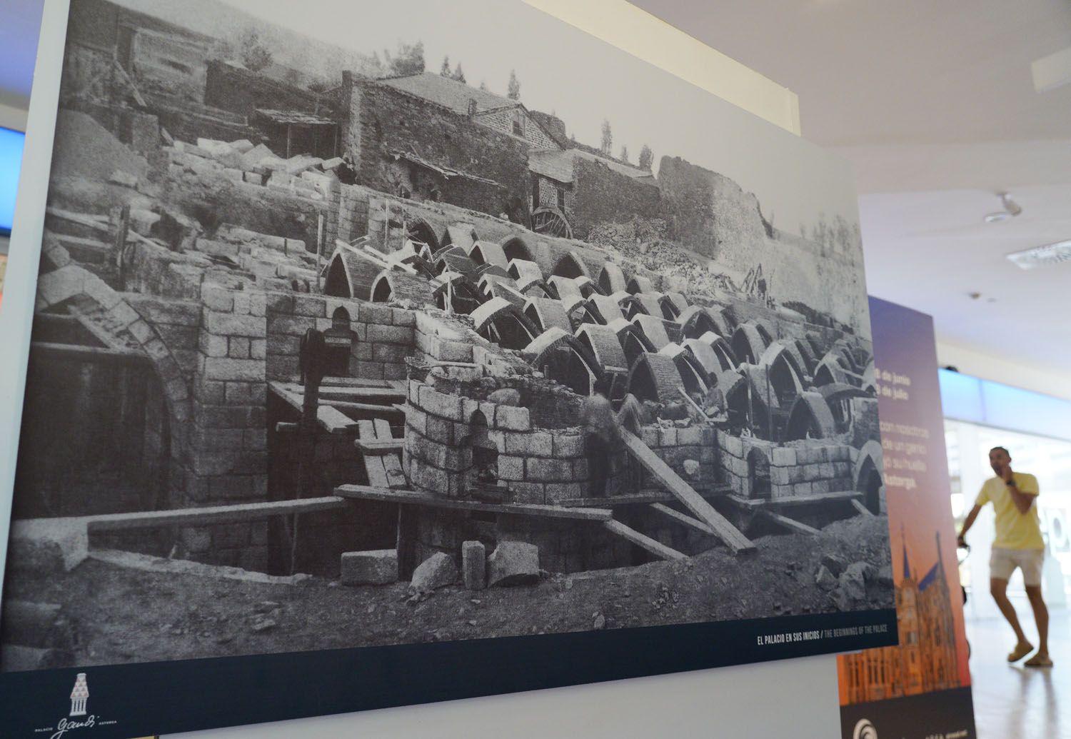 Exposición Gaudí en el Rosal | César Sánchez / ICAL Exposición Gaudí en el Rosal | César Sánchez / ICAL