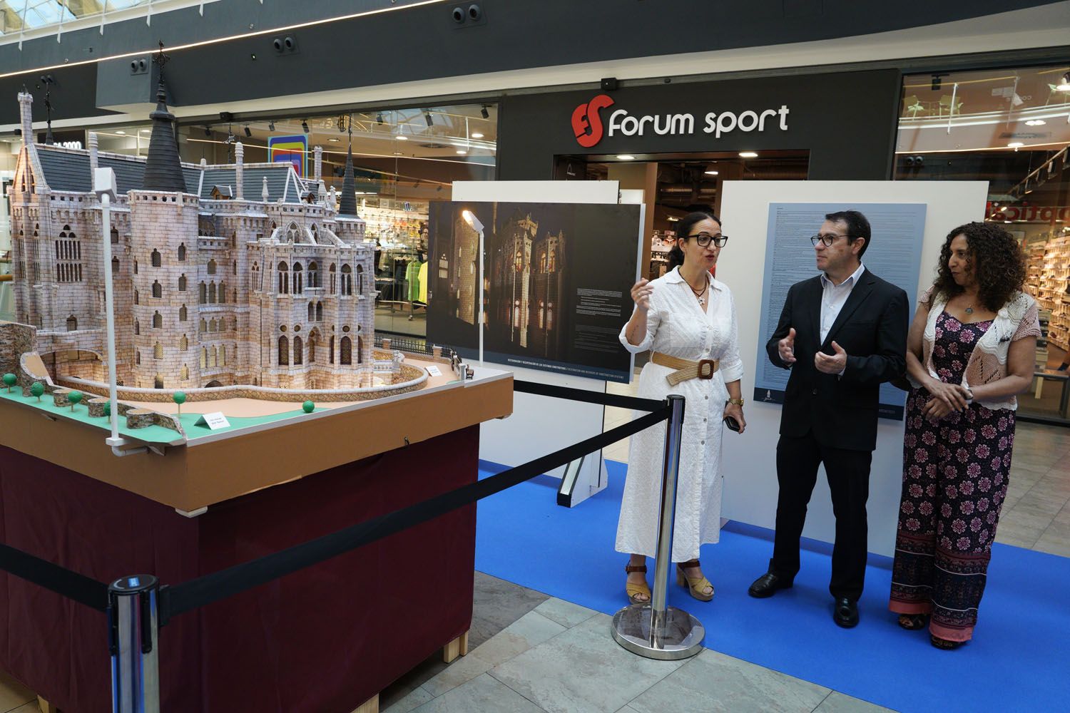 Exposición Gaudí en el Rosal | César Sánchez / ICAL Exposición Gaudí en el Rosal | César Sánchez / ICAL