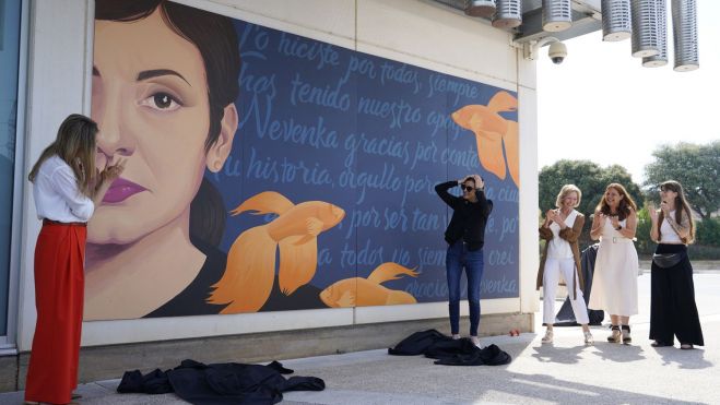 Inauguración del mural de Nevenka en la Térmica Cultural de Ponferrada | Foto: César Sánchez, ICAL 
