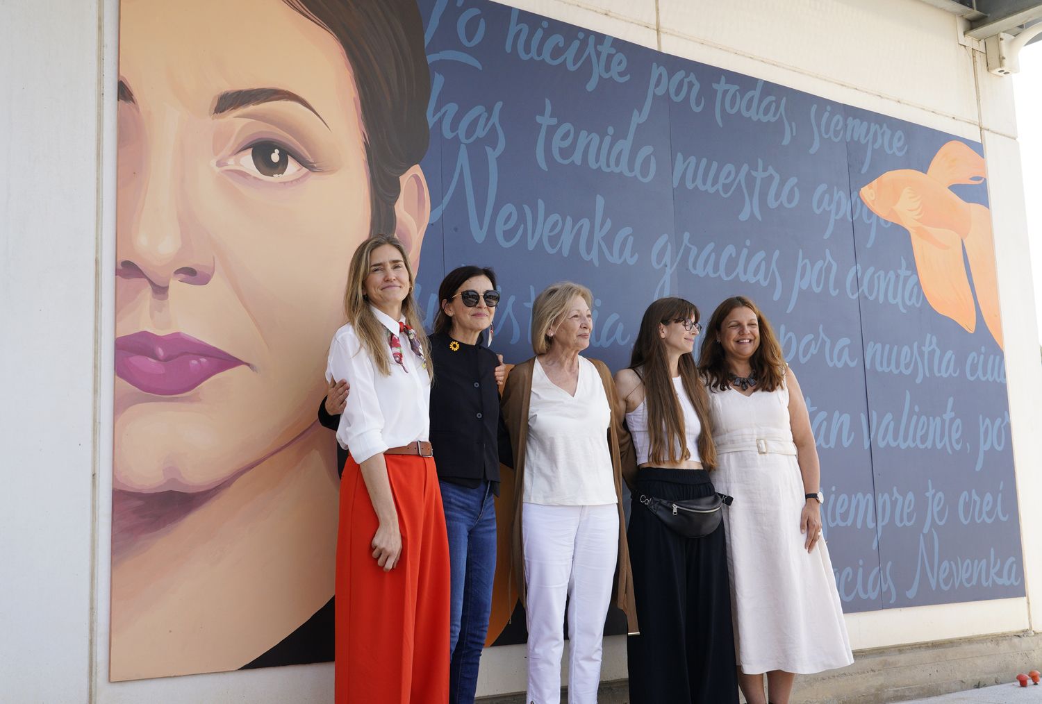 Inauguración del mural de Nevenka en la Térmica Cultural de Ponferrada | Foto: César Sánchez, ICAL (4)