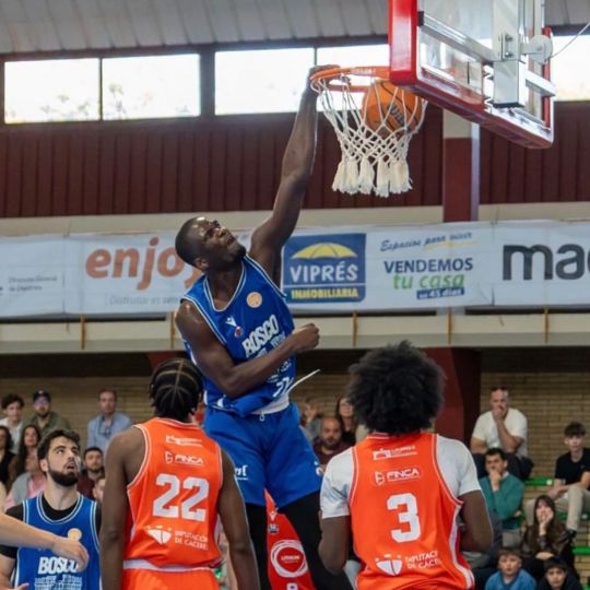 Miguel Yimbu Miguel Yimbu