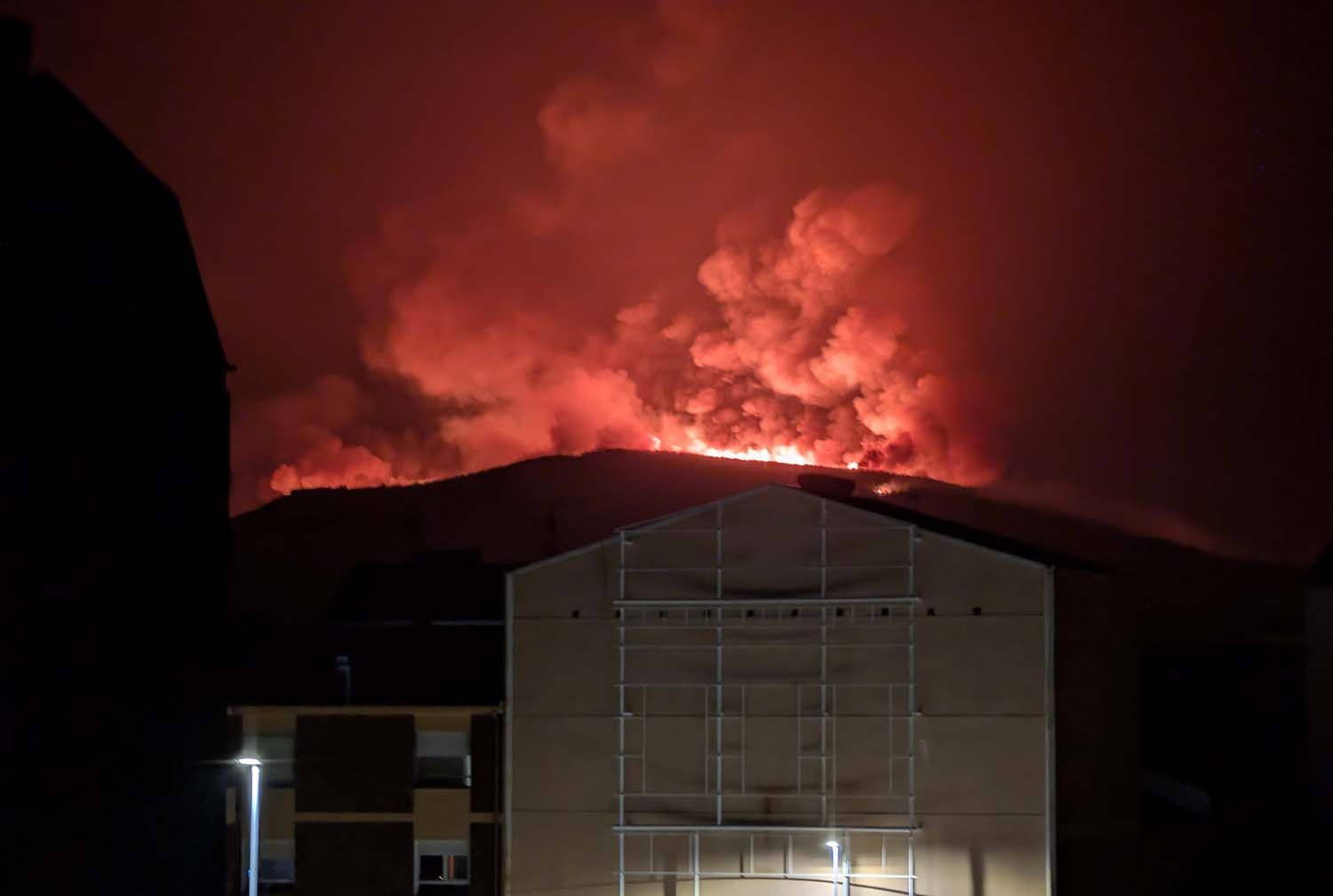 Incendio de Cobrana desde Bembibre
