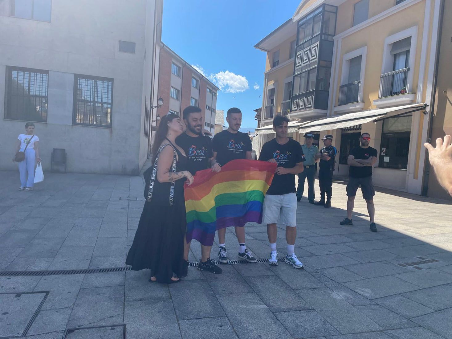 Ponferrada celebra la lectura de un manifiesto como preparación al Día del Orgullo