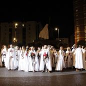 Imposición de la Capa al Caballero Templario de Ponferrada en el primer acto de la Noche Templaria (InfoBierzo) Imposición de la Capa al Caballero Templario de Ponferrada en el primer acto de la Noche Templaria (InfoBierzo)