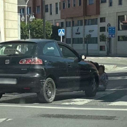 Atropellan a una anciana en un paso de peatones de Ponferrada