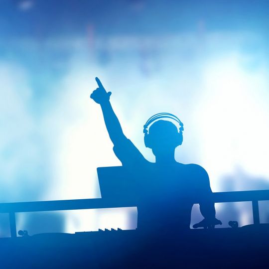 El festival reunirá en Albares de la Ribera a referentes actuales y pasados del Techno