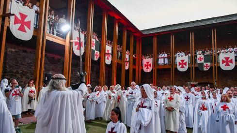 Ordenación de Nuevos Caballeros Templarios (75) Ordenación de Nuevos Caballeros Templarios (75)