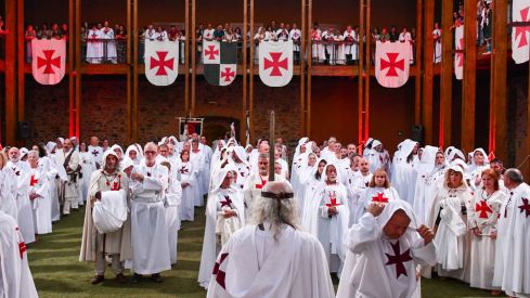 Ordenación de Nuevos Caballeros Templarios  (90)