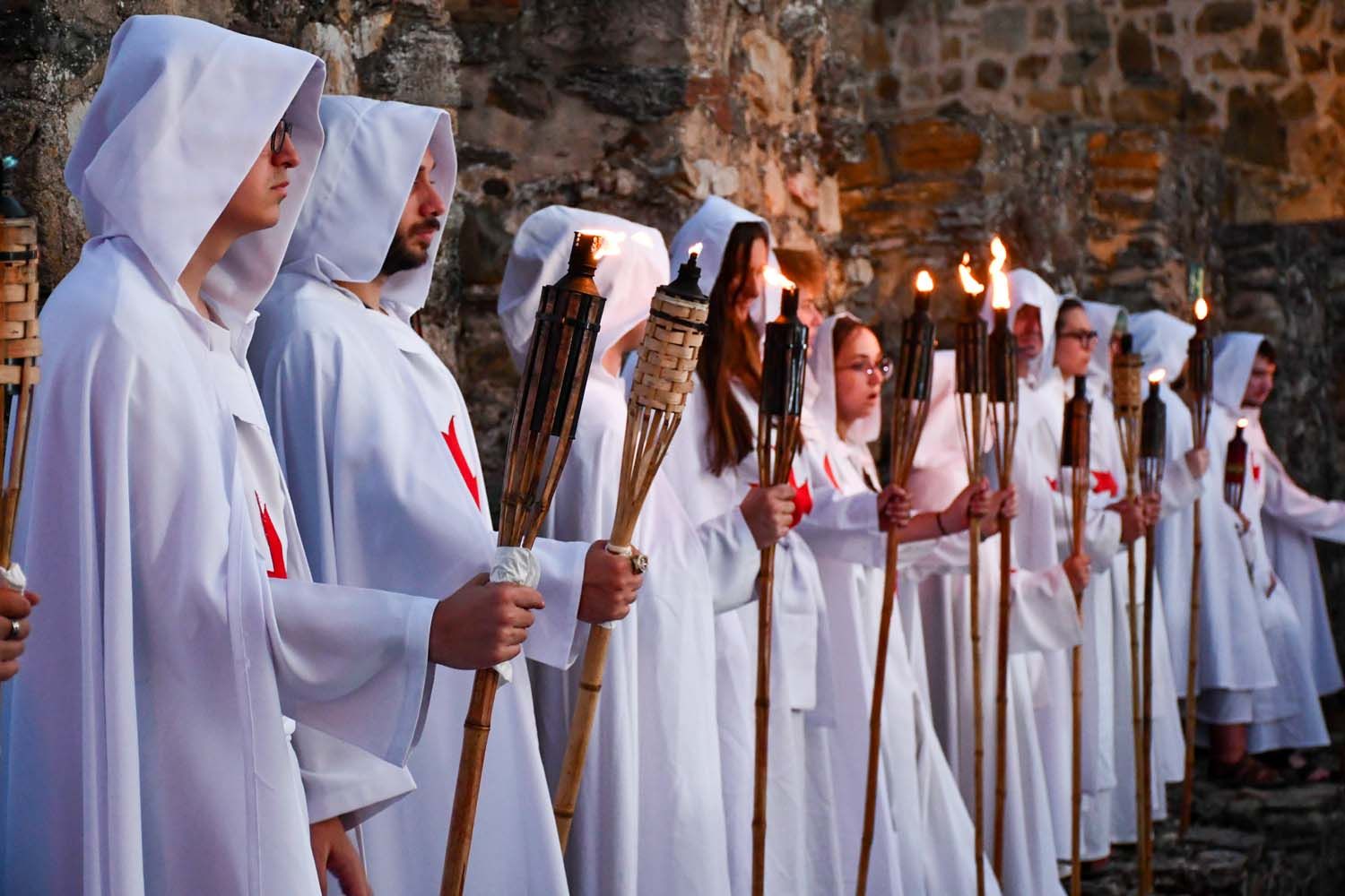 Ordenación de Nuevos Caballeros Templarios(122) Ordenación de Nuevos Caballeros Templarios(122)