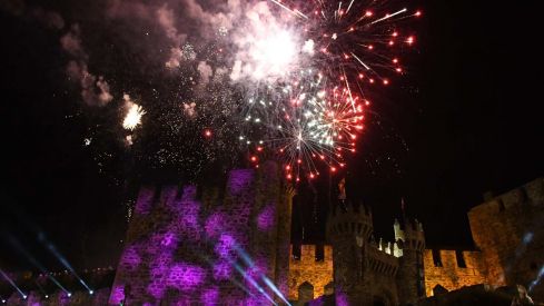 Gran desfile de la Noche Templaria de Ponferrada (1) Gran desfile de la Noche Templaria de Ponferrada (1)