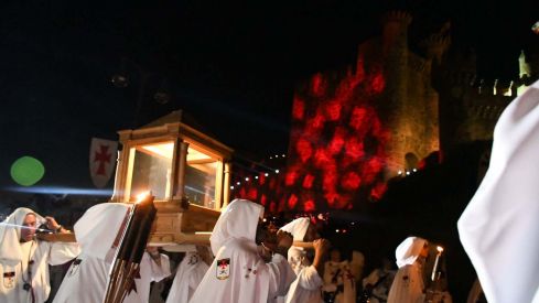 Gran desfile de la Noche Templaria de Ponferrada (5) Gran desfile de la Noche Templaria de Ponferrada (5)